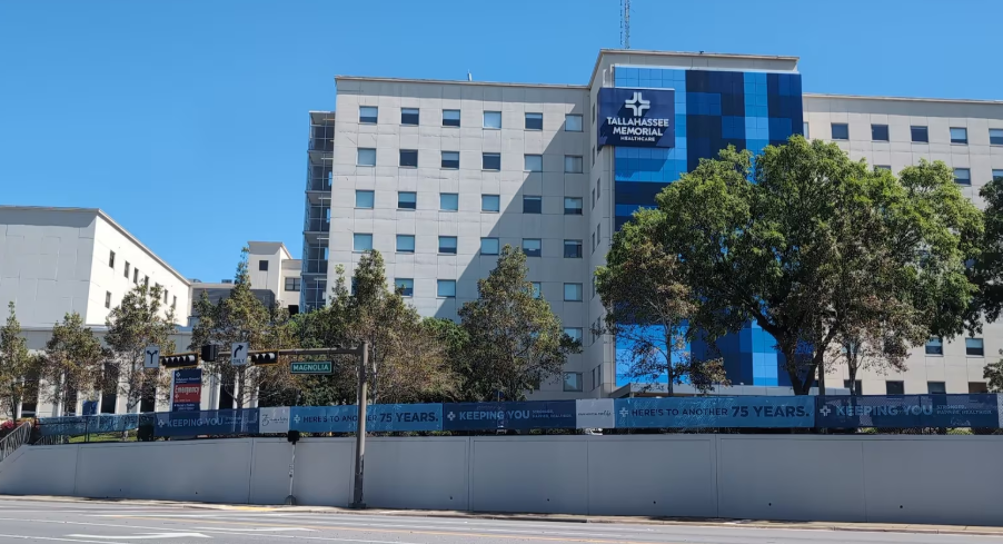 bệnh viện - Ảnh 1.