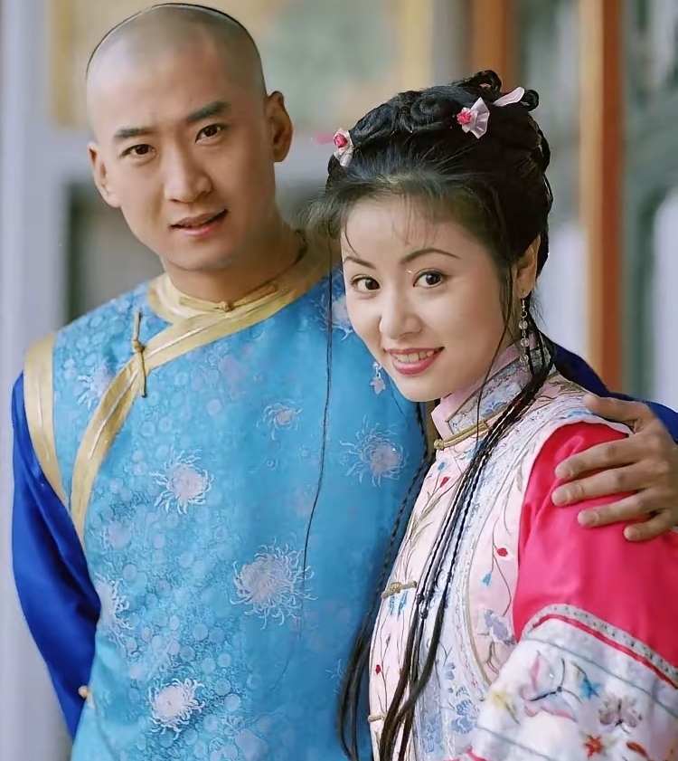 Bí ẩn lớn nhất Hoàn Châu Cách Cách sau 28 năm được tiết lộ: Lâm Tâm Như và Châu Kiệt, ai mới là kẻ dối trá?- Ảnh 1.