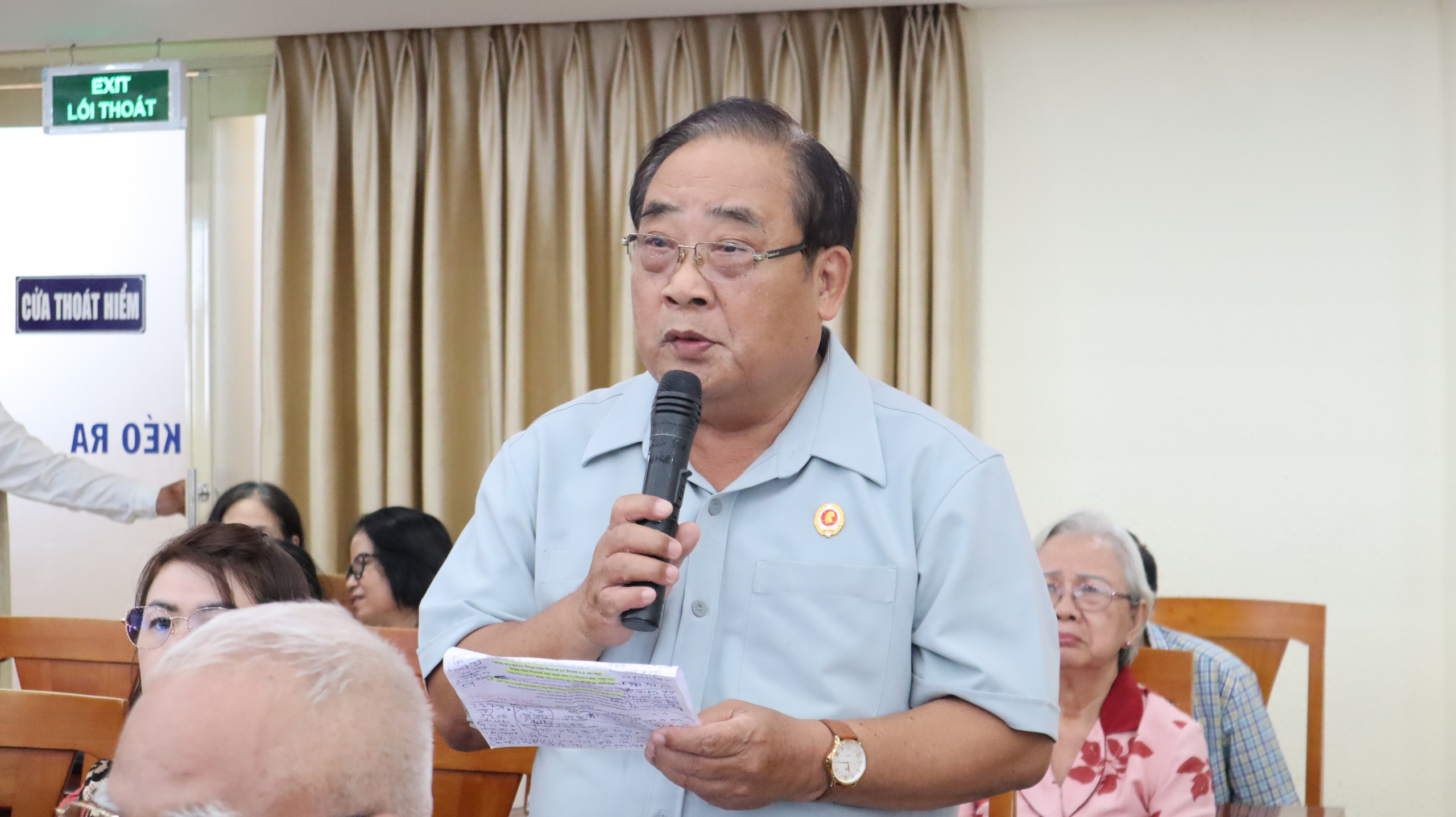 Chung cư mua 10 năm chưa có sổ hồng: Bí thư Thành ủy TP.HCM nói gì?- Ảnh 1.