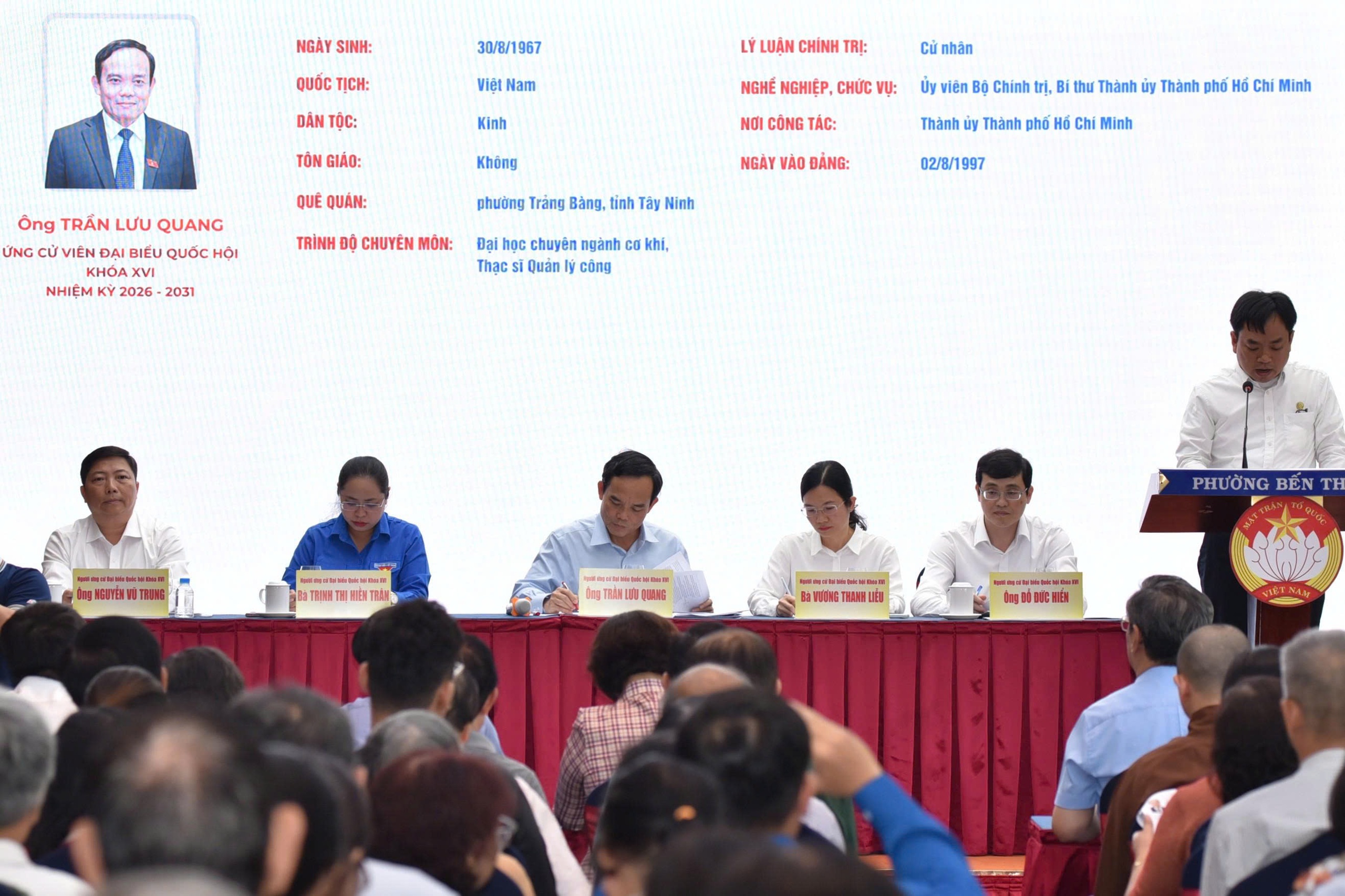 'Đất vàng' trung tâm TP.HCM rào kín nhiều năm: Bí thư Trần Lưu Quang lên tiếng - Ảnh 1.