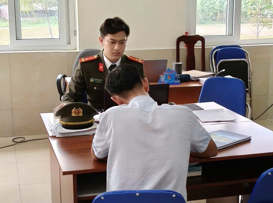 định danh - Ảnh 1.