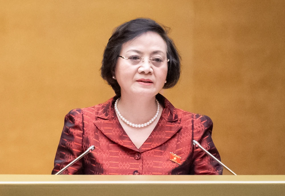 Phó Thủ tướng Phạm Thị Thanh Trà yêu cầu Bộ Nội vụ chuẩn bị kỹ lưỡng, đề xuất các phương án cụ thể về thực hiện cải cách chính sách tiền lương theo lộ trình. Ảnh: QH bo-truong-bo-noi-vu-pham-thi-thanh-tra-vgp-1.jpg