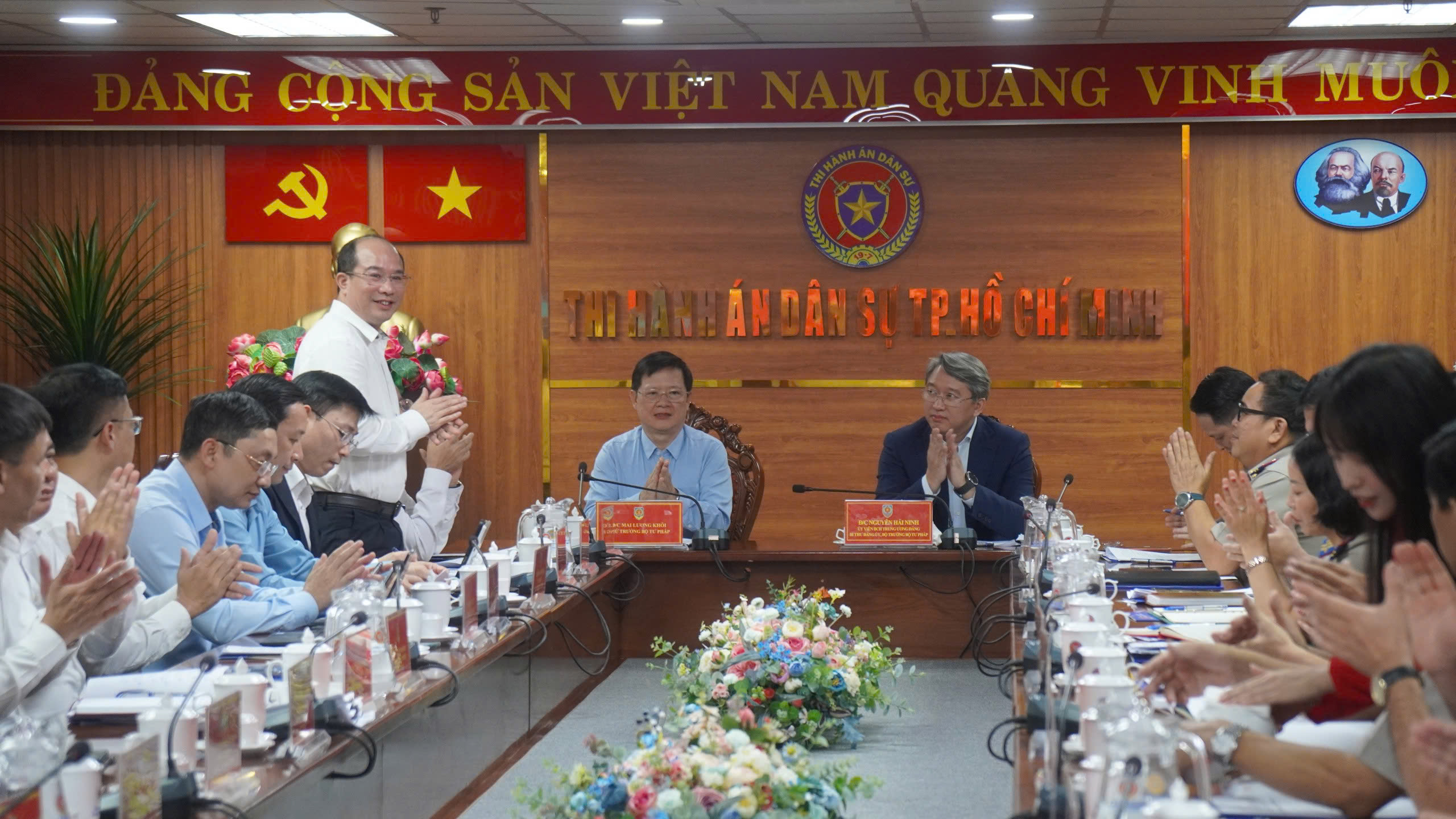 Thứ trưởng Bộ Tư pháp 