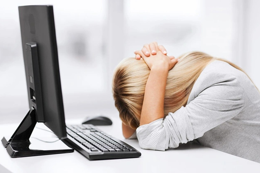 Bộ Y tế nói về đề xuất theo dõi tâm thần đối với người áp lực công việc cao - 1