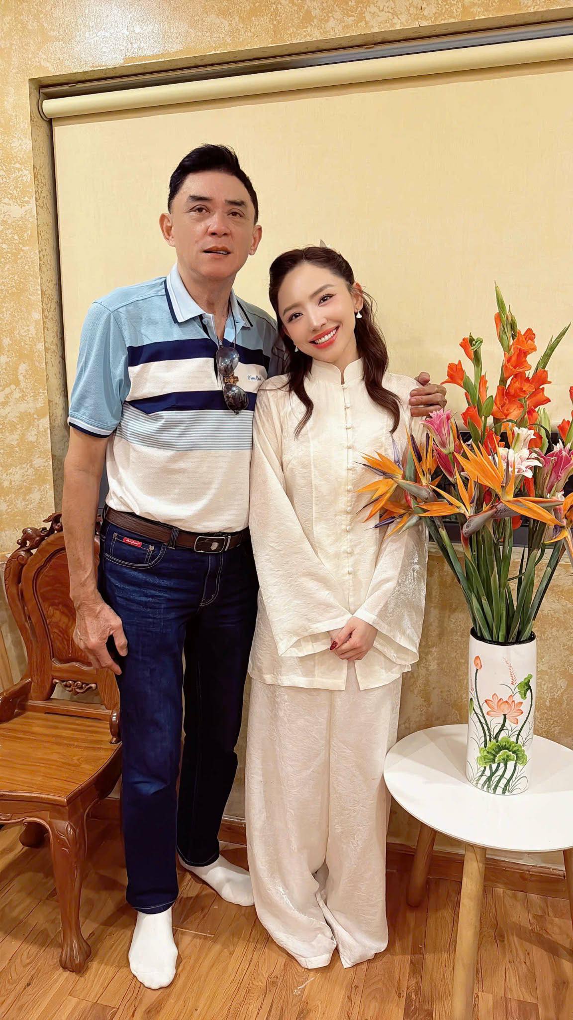 Bố của Tóc Tiên có chia sẻ đầu tiên sau khi con gái ly hôn Touliver- Ảnh 3.