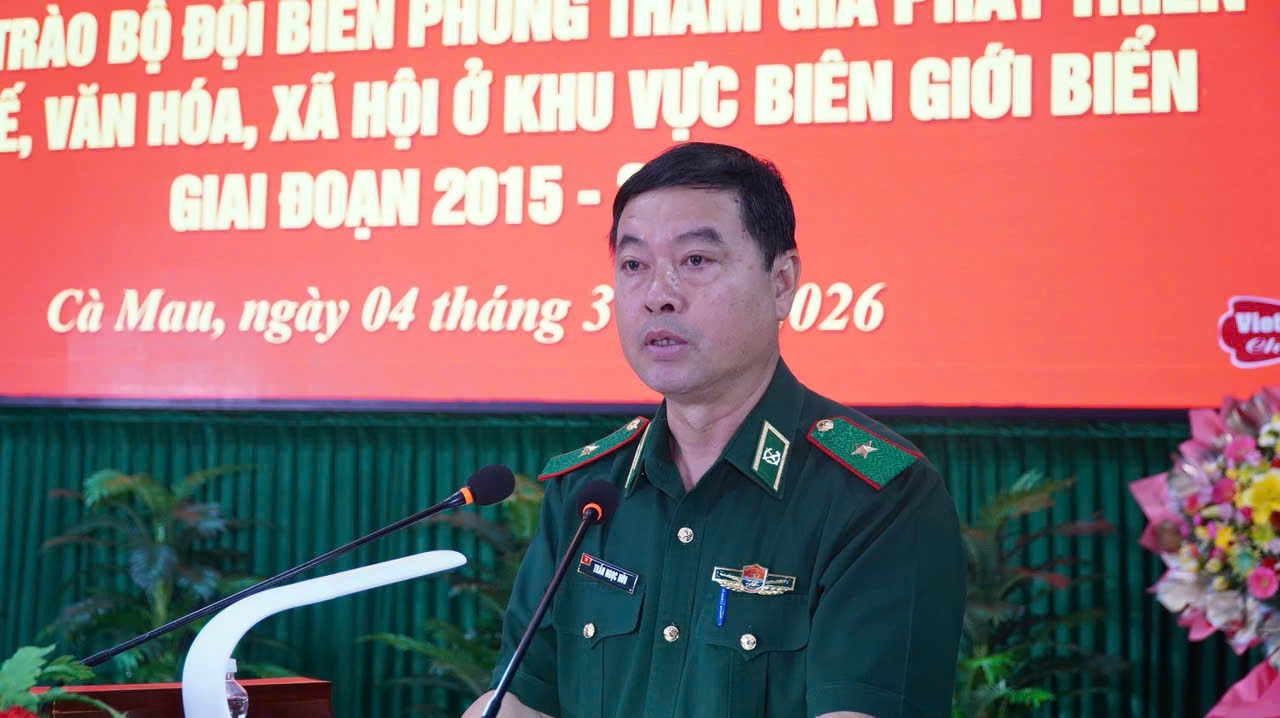 Bộ đội Biên phòng Cà Mau gắn bảo vệ chủ quyền biển với sinh kế ngư dân  - Ảnh 1.