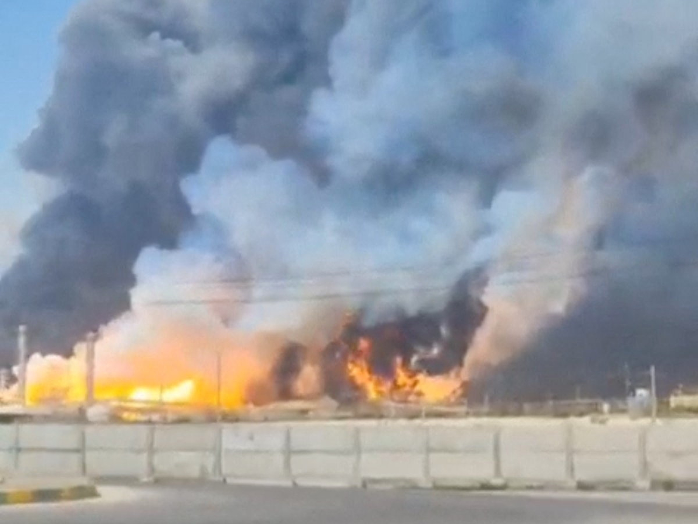 Bước ngoặt nguy hiểm trong xung đột Trung Đông  - Ảnh 1.