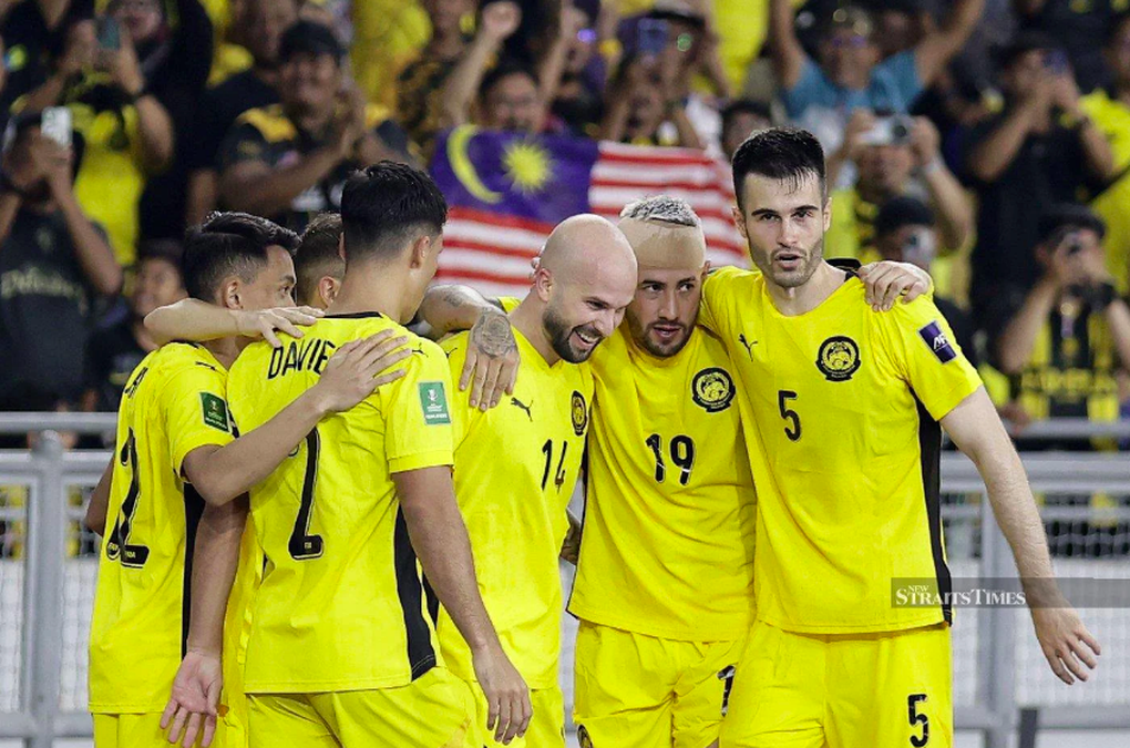 CĐV Malaysia tố bóng đá nước này làm trái lệnh FIFA vụ cầu thủ nhập tịch - 1
