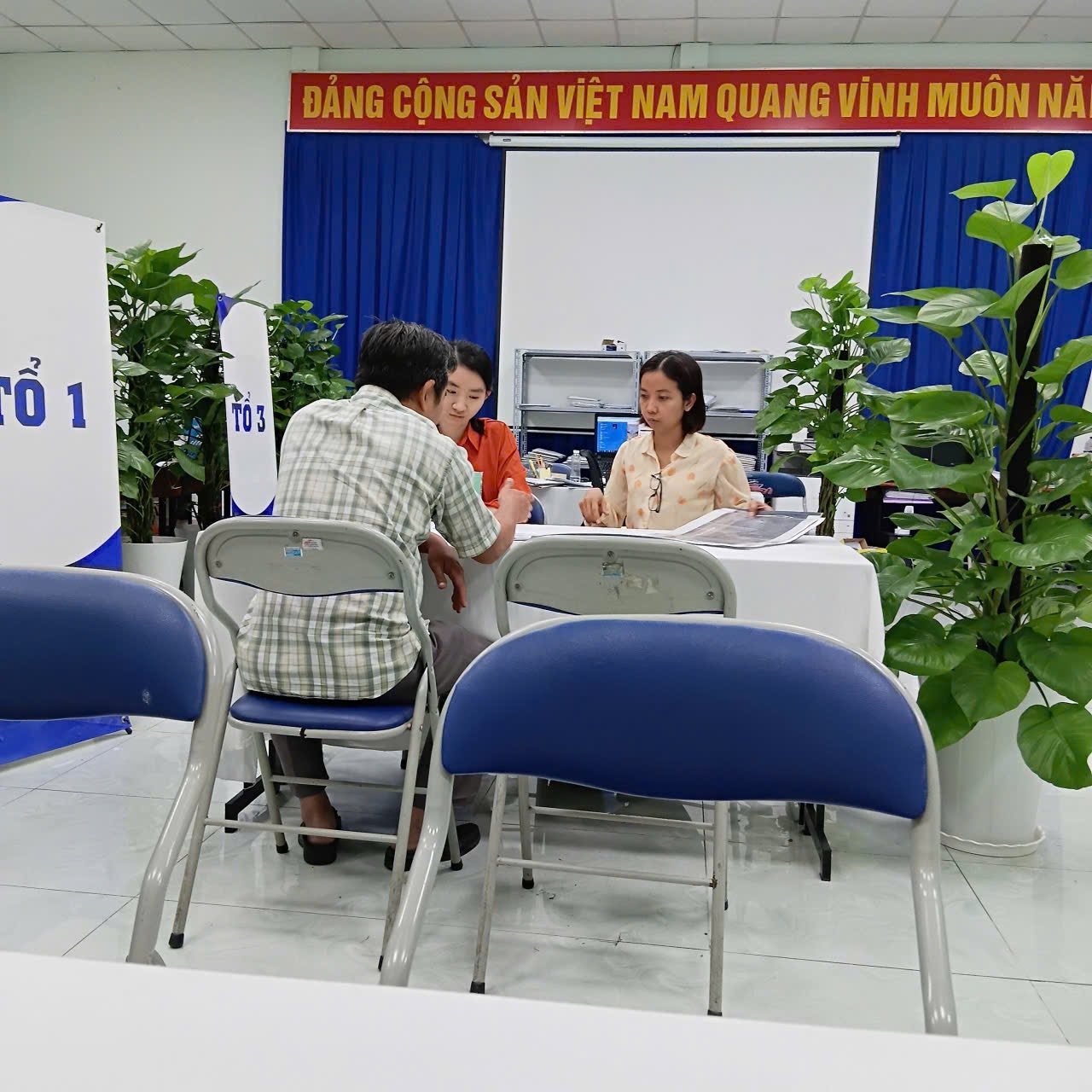 Các hộ dân tại cư xá Thanh Đa bắt đầu di dời- Ảnh 2.