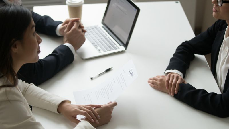 Cách vượt qua ghosting sau phỏng vấn để tìm việc hiệu quả - Ảnh 1.