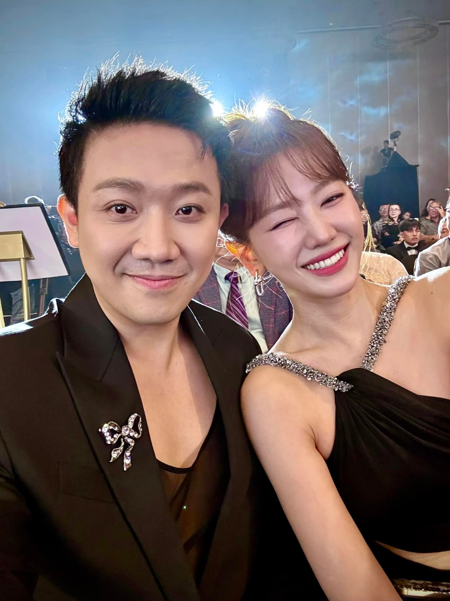 Cận cảnh căn hộ của Trấn Thành - Hari Won: Ngắm trọn thành phố từ view ban công, riêng tiền nội thất ngốn 5 tỷ- Ảnh 1.