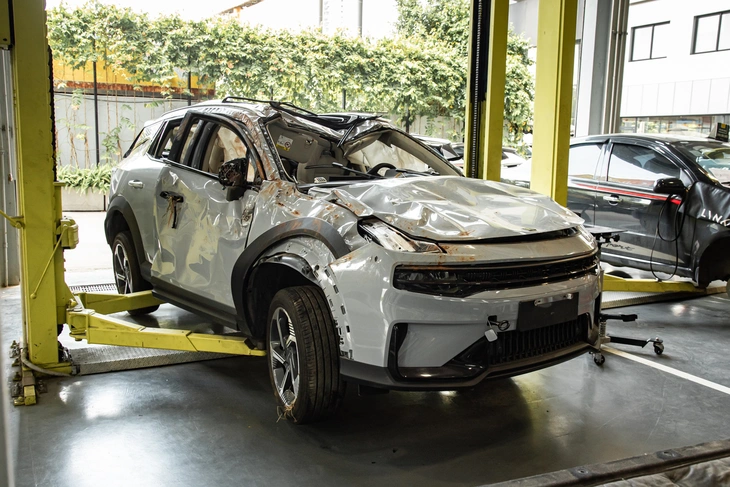 Lynk & Co 06 - Ảnh 1.