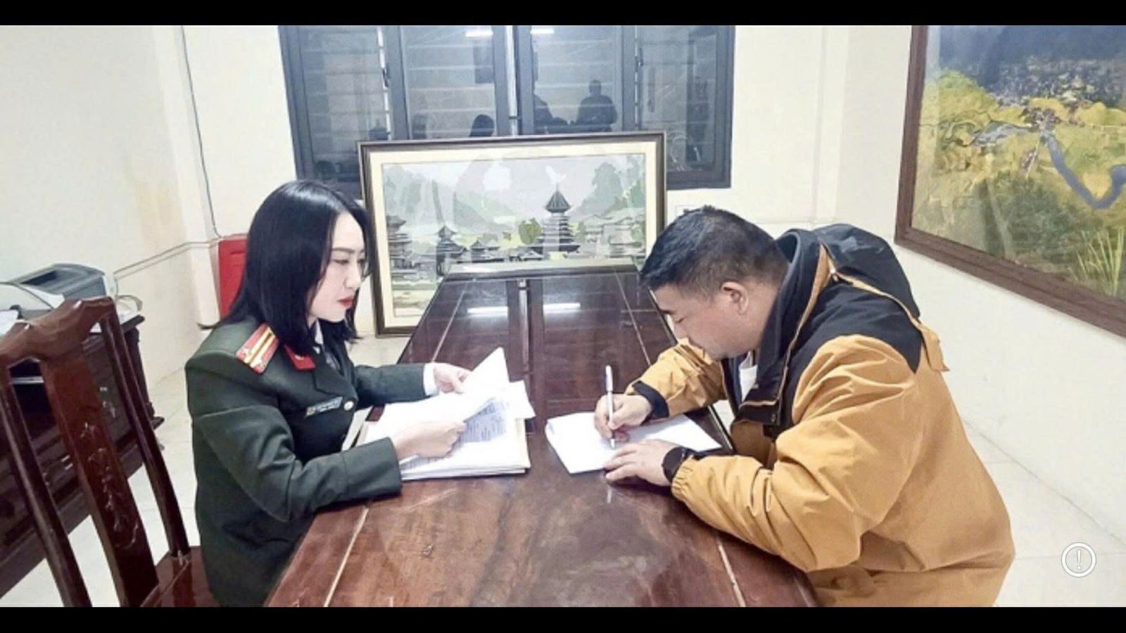 Cảnh báo nóng tới tất cả người dân khi được đề nghị chụp ảnh CCCD và trả tiền- Ảnh 1.