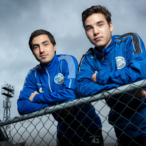 Cặp song sinh Lambert 'vũ khí kép' của Malaysia, đội tuyển Việt Nam phải đặc biệt đề phòng- Ảnh 1.