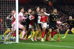 Chiêu trò đen tối của Arsenal bị phơi bày