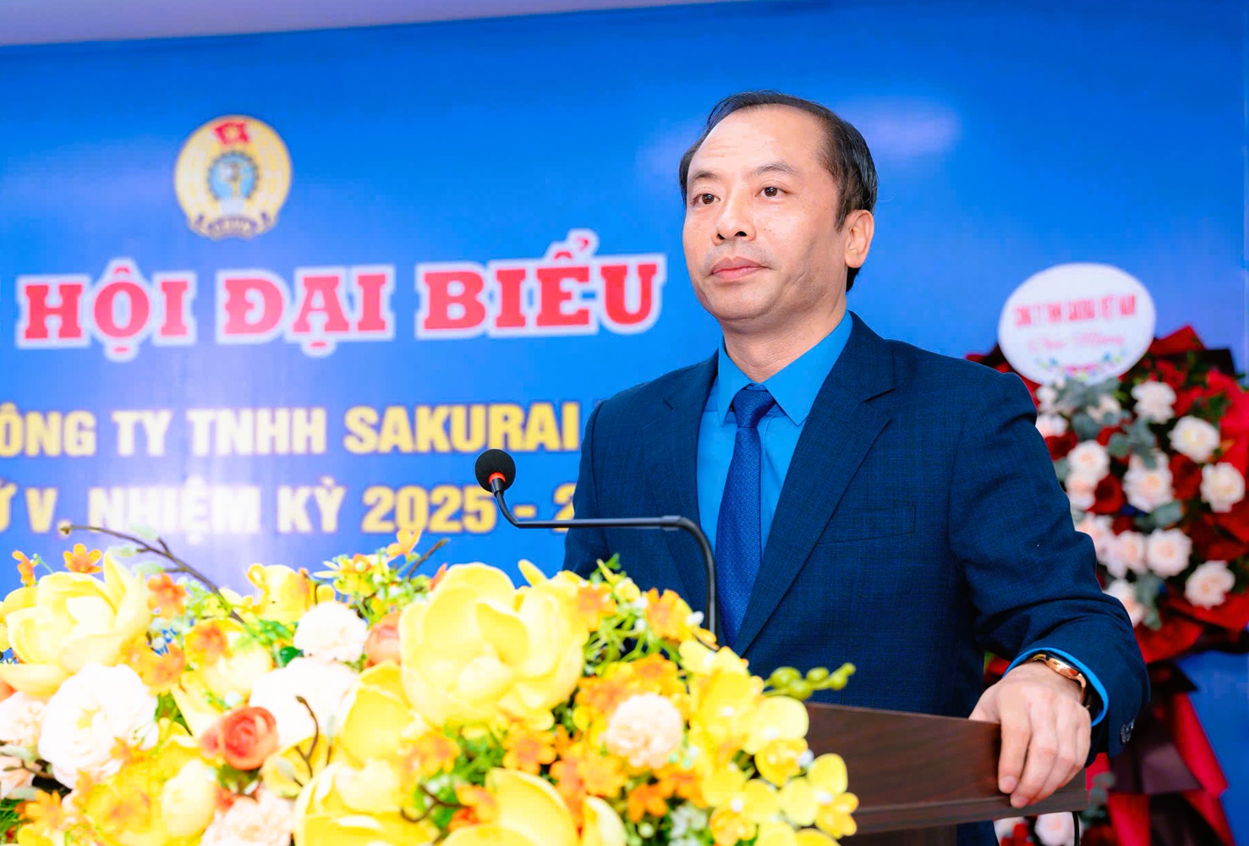 Chăm lo bảo vệ quyền, lợi ích chính đáng cho người lao động 1 Chăm lo bảo vệ quyền, lợi ích chính đáng cho người lao động - Ảnh 1.