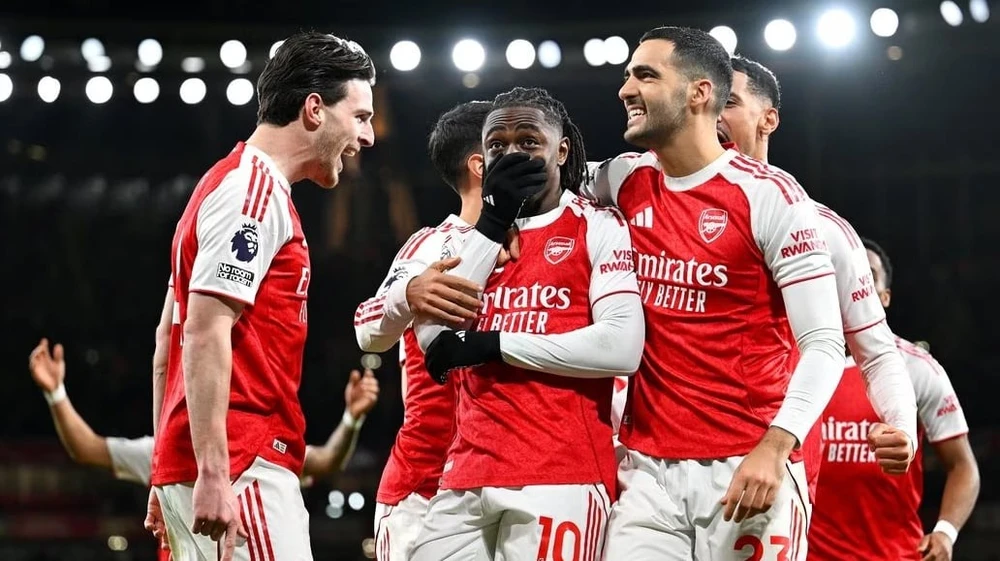 Arsenal đang bay cao với chuỗi thành tích ấn tượng sẽ có trận đấu cân tài cân sức với Chelsea. Ảnh: EPL arsenal-can-tai-can-suc.jpg