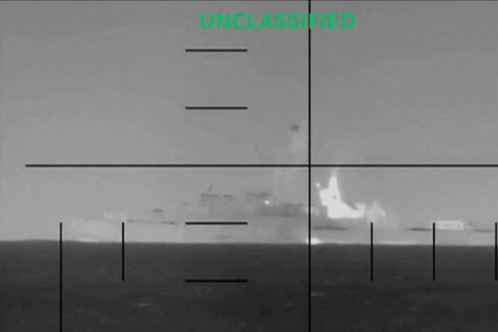 Chi tiết về loại vũ khí tiêu diệt chiến hạm IRIS Dena của Iran - Ảnh 2.