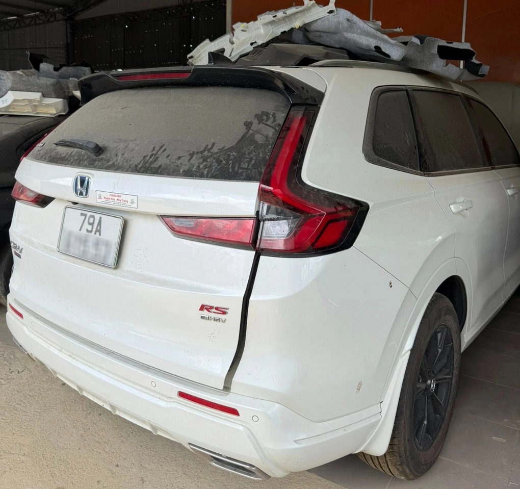 Chiếc Honda CR-V hybrid 2025 rao bán 699 triệu đồng, nhiều người lắc đầu - 1