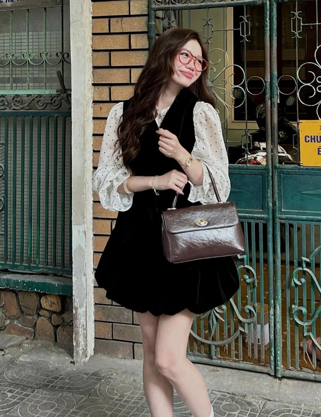Chinh phục mọi ánh nhìn bằng nét thanh lịch từ túi da cổ điển- Ảnh 2.