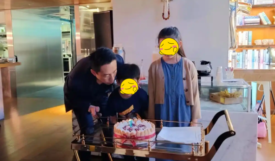 Chồng cũ Từ Hy Viên kêu oan- Ảnh 5. Chồng cũ Từ Hy Viên kêu oan- Ảnh 5.