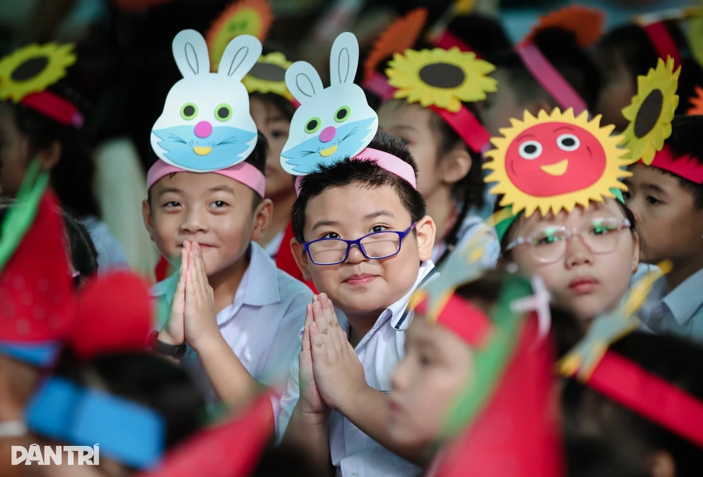 Chốt phương án chính thức tuyển sinh lớp 1, lớp 6 tại TPHCM - 1