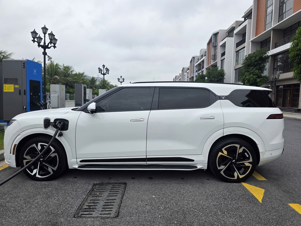 Chủ nhân của bộ sưu tập 11 xe VinFast - 1