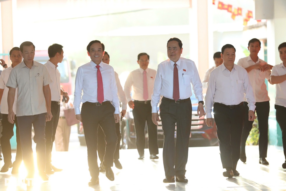 Chủ tịch Quốc hội: Bầu ra người đại biểu xứng đáng cho kỷ nguyên mới - 1