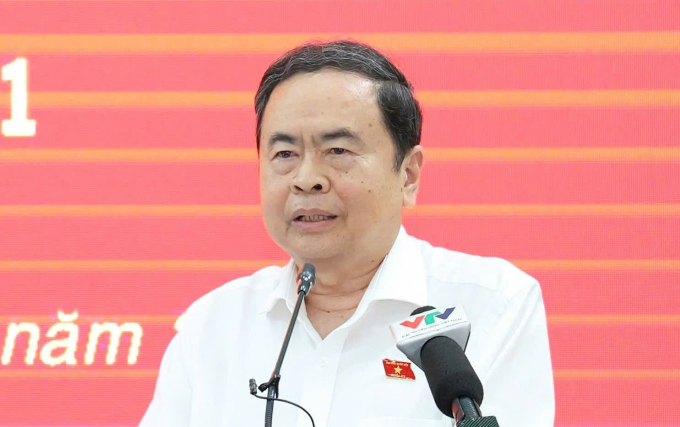 Chủ tịch Quốc hội Trần Thanh Mẫn tiếp xúc cử tri sáng 3/3. Ảnh: An Phương