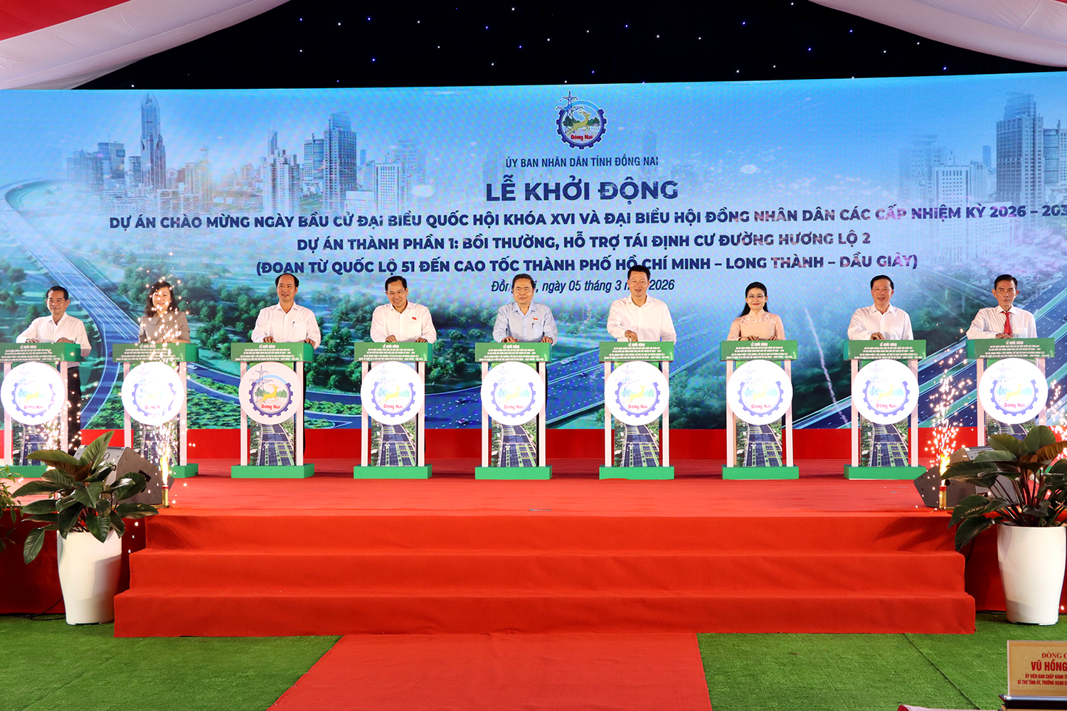 Chủ tịch Quốc hội dự lễ khởi động dự án nối quốc lộ 51, cao tốc TP.HCM - Long Thành - Ảnh 1.