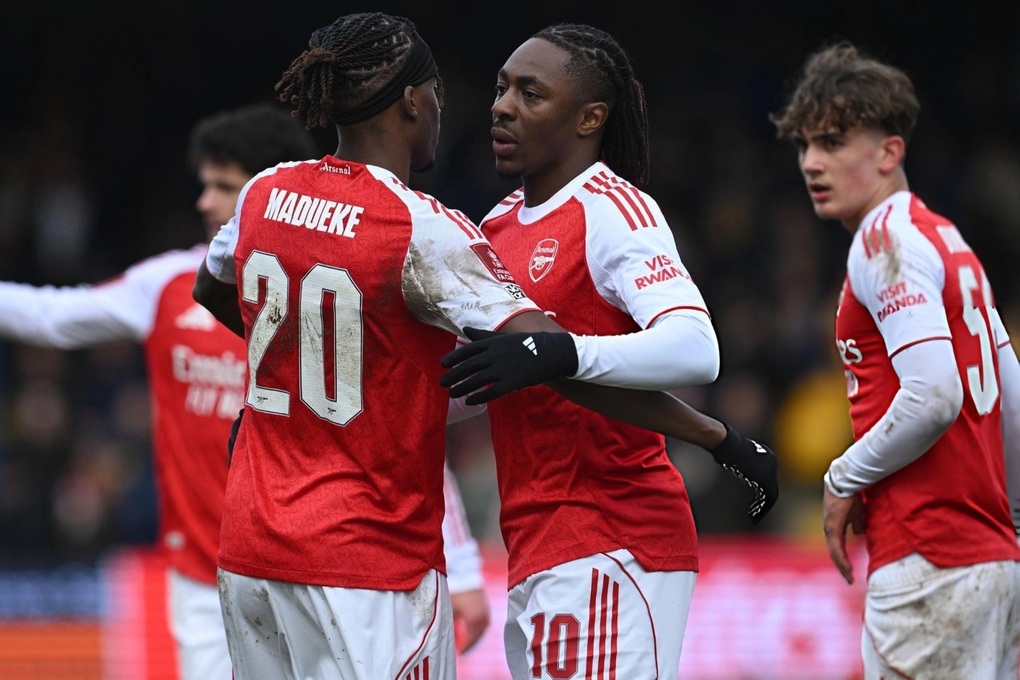 Chung kết cúp Liên đoàn Anh (23h30 hôm nay): Haaland đối đầu Gyokeres - 1