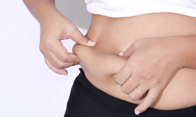 Bụng dưới chảy xệ, tích mỡ là nỗi ám ảnh của nhiều người. Ảnh minh họa: Prima