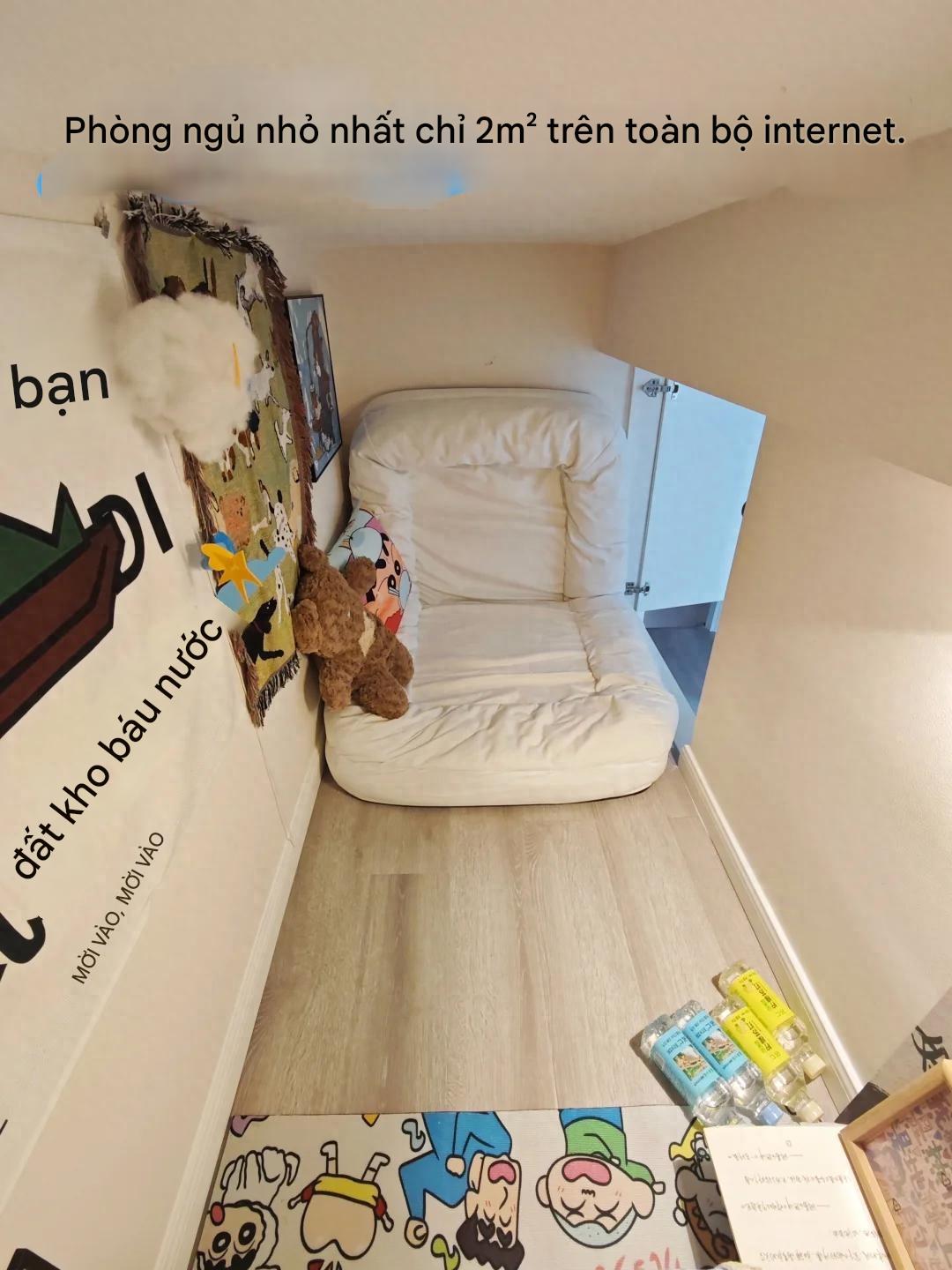 Cô gái ngủ trong tủ quần áo suốt 5 năm, cho thêm tiền cũng không rời đi vì một lý do khó ngờ- Ảnh 1.