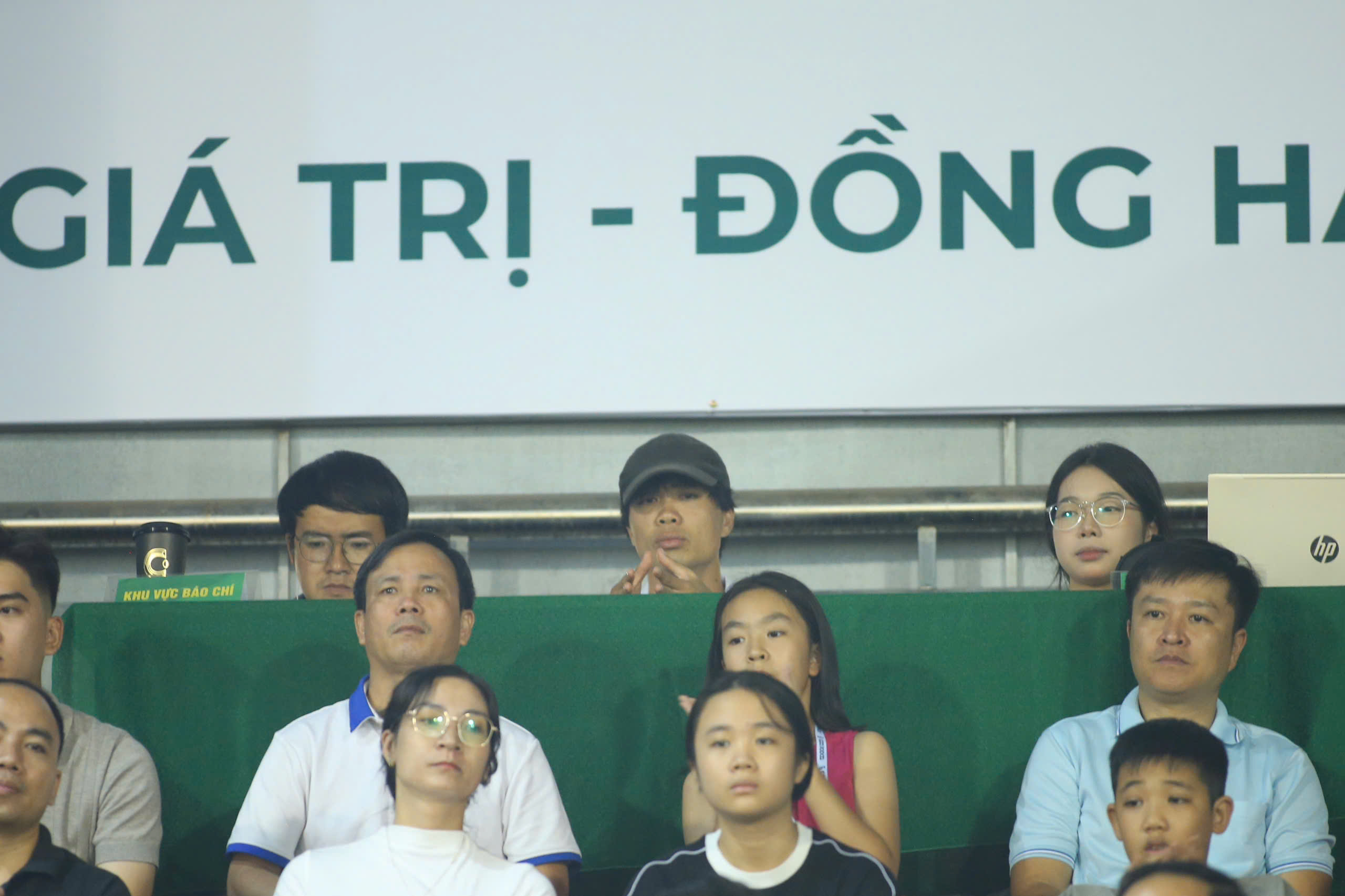 Công Phượng không phải phẫu thuật, CLB Đồng Nai sẽ chăm sóc tối đa: Tái xuất khi nào? - Ảnh 2.