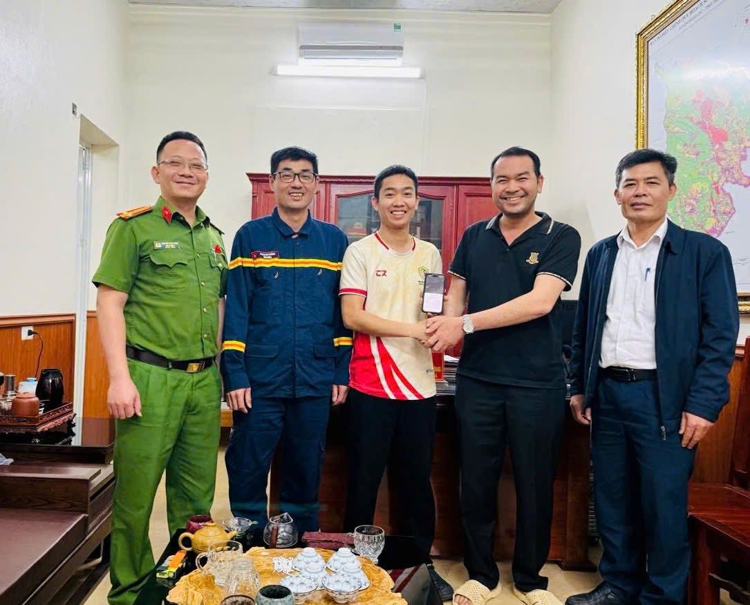 Tài khoản Cán bộ Cảnh sát phát sinh 500 triệu đồng không rõ nguồn gốc: Công an Thanh Hóa và ngân hàng nhanh chóng vào cuộc xác minh- Ảnh 1.