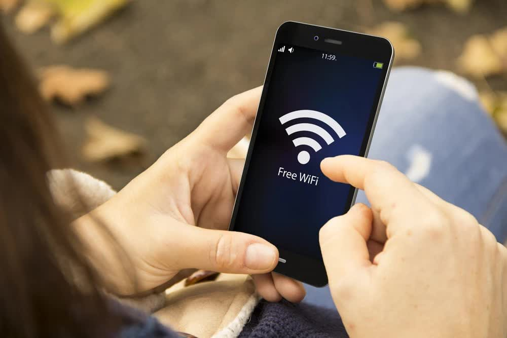 Công an cảnh báo nóng về thói quen dùng wifi của người dân- Ảnh 1.
