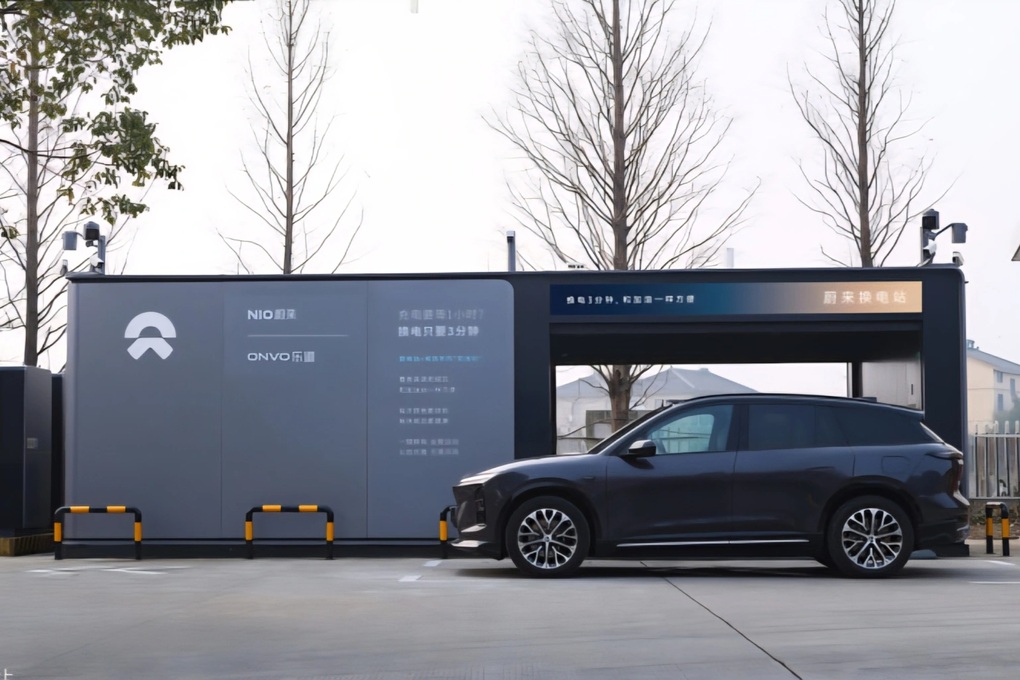 Công nghệ đổi pin ô tô điện của Trung Quốc đạt tốc độ nhanh hơn đổ xăng - 1