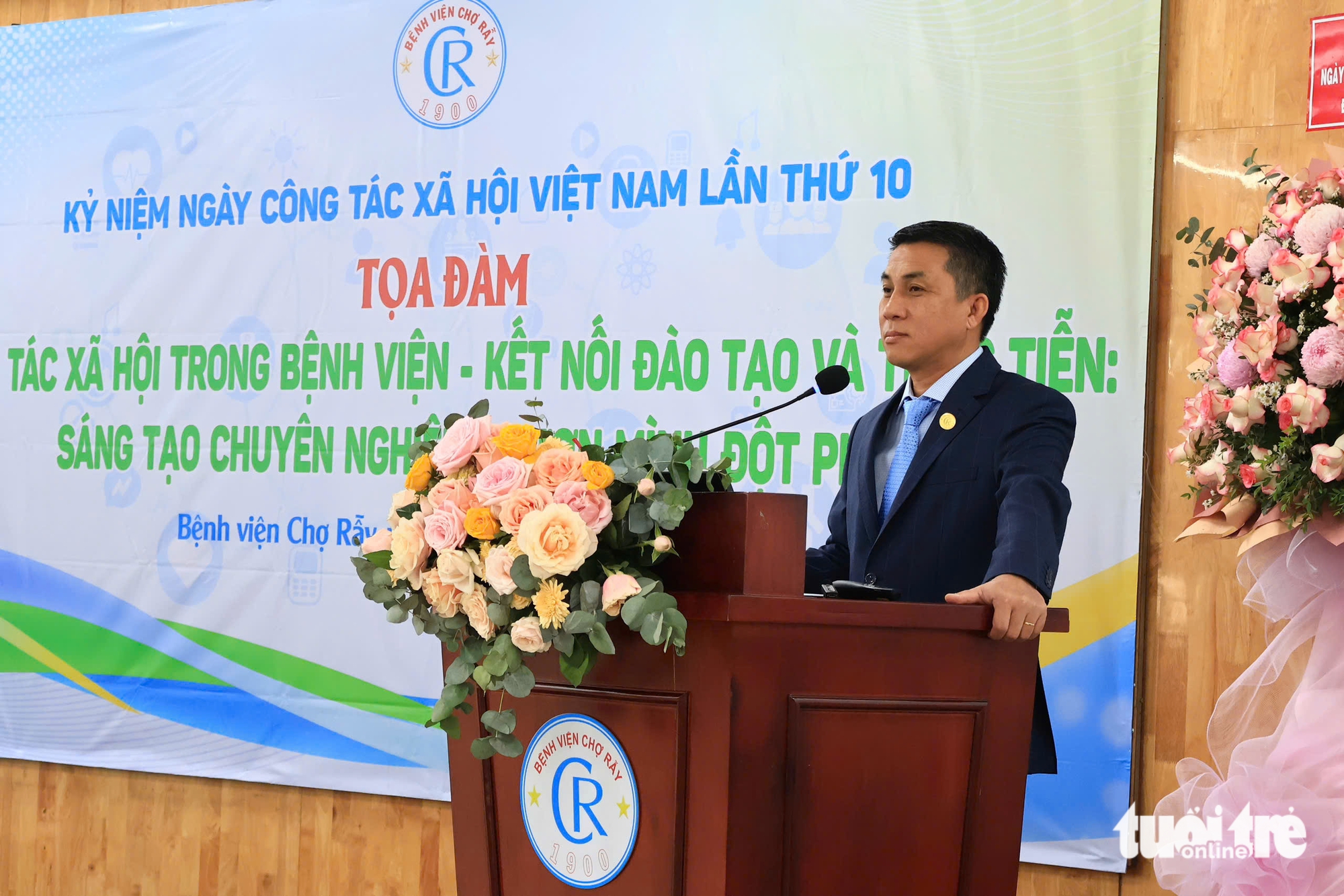 Công tác xã hội trong bệnh viện: 'Mắt xích' quan trọng trong điều trị 1 Công tác xã hội trong bệnh viện: 'Mắt xích' quan trọng trong điều trị - Ảnh 1.