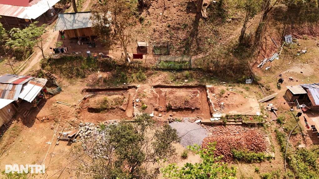 Công trình điểm trường khởi động trở lại sau hơn 8 tháng bị mưa lũ chia cắt - 1