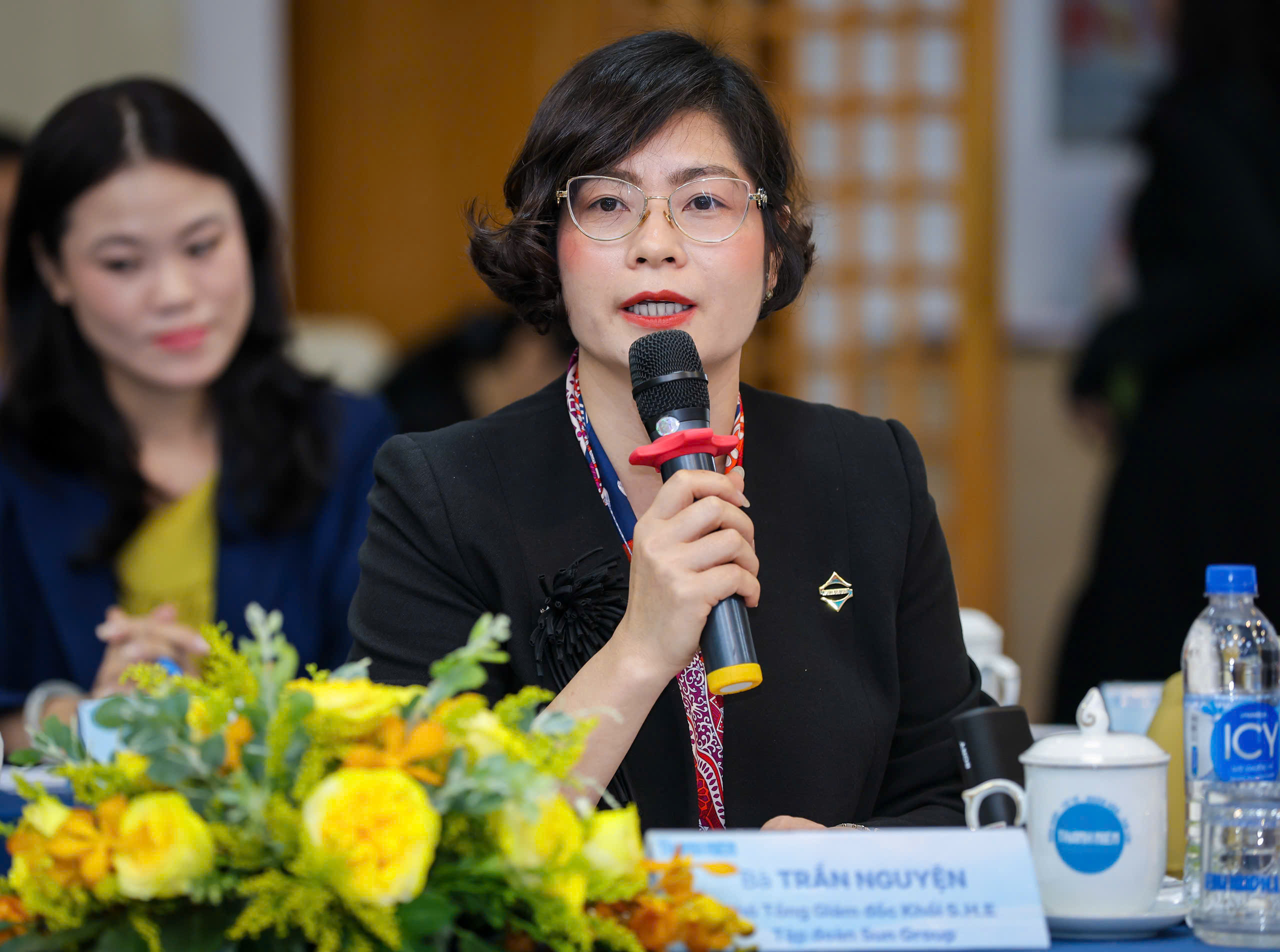 - Ảnh 1. - Ảnh 1.