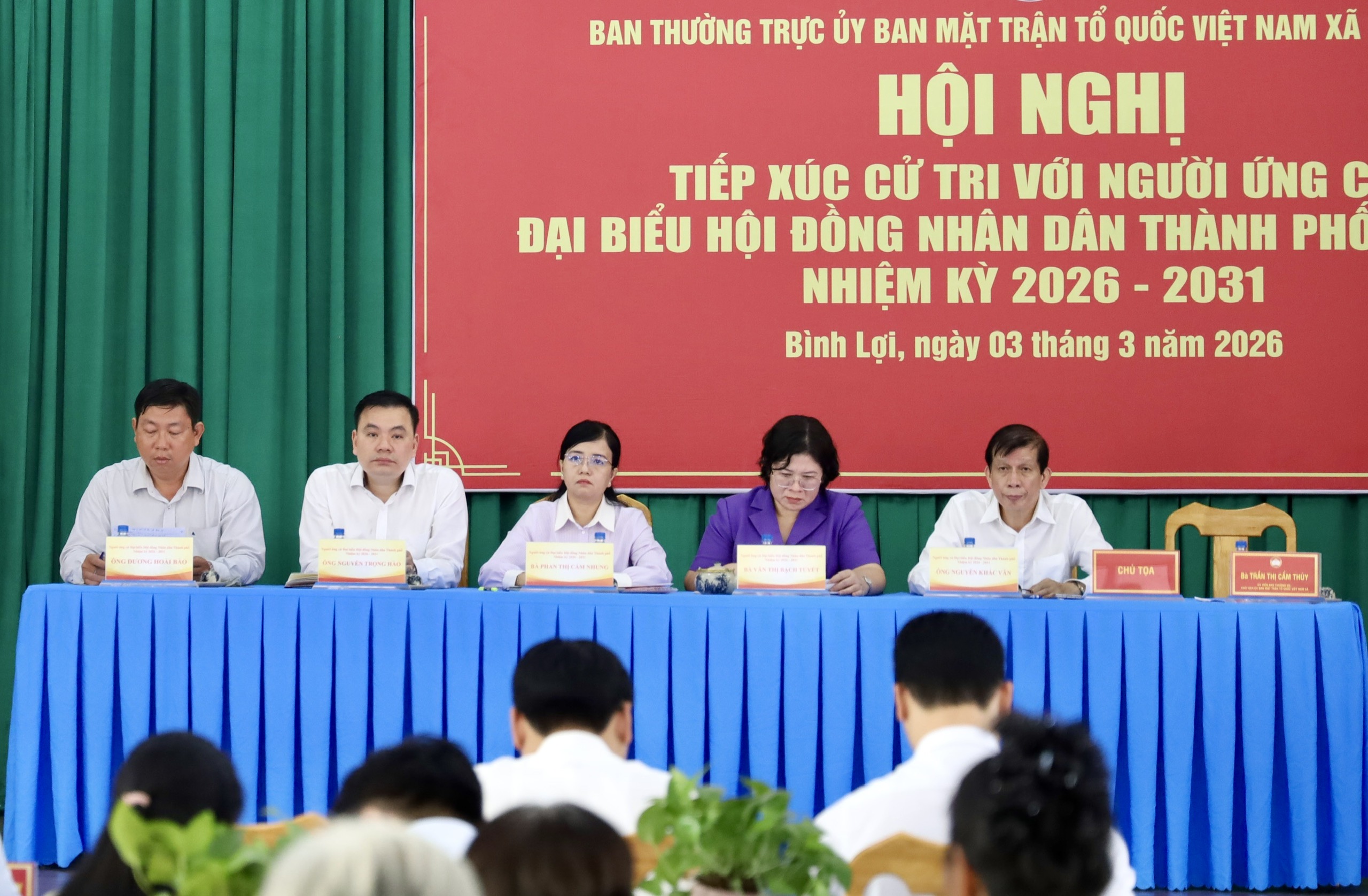 Cử tri Bình Lợi, Tân Nhựt kỳ vọng đại biểu hành động quyết liệt, nói đi đôi với làm 1 Cử tri Bình Lợi, Tân Nhựt kỳ vọng đại biểu hành động quyết liệt, nói đi đôi với làm - Ảnh 1.