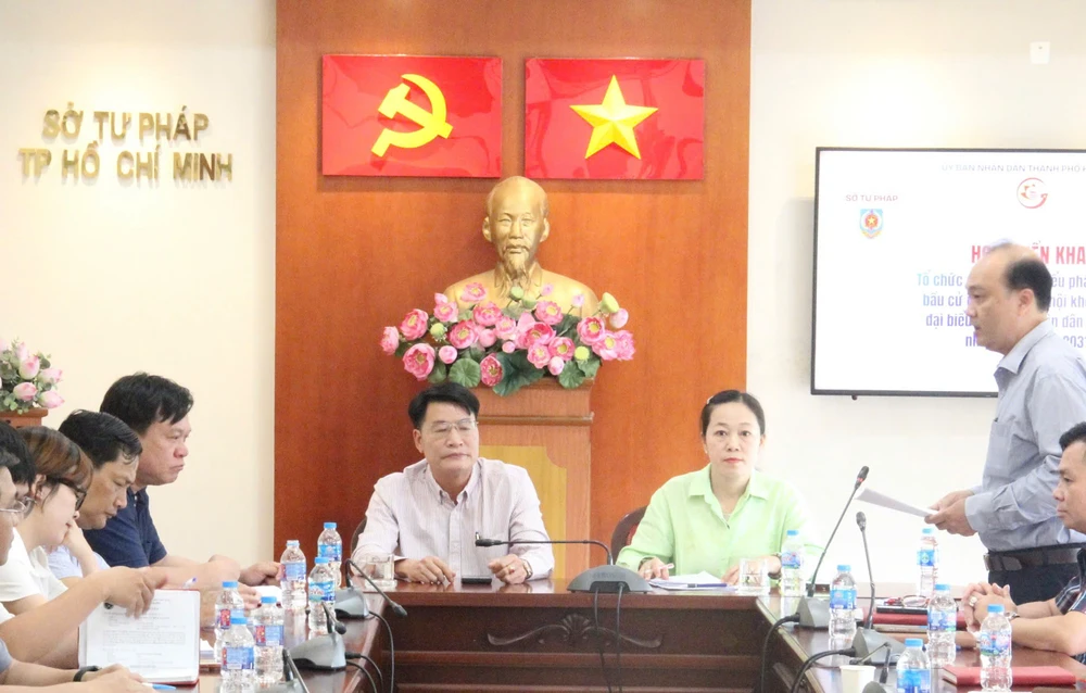 Từ những buổi trao đổi, bàn bạc ý tưởng giữa Sở Tư pháp TP.HCM và Báo Pháp Luật TP.HCM, cuộc thi ‘Công dân với bầu cử’ đã được hình thành và lan tỏa rộng rãi đến người dân. z7492839647907_ab5e14e5ab61aba139c89a969de67534.jpg