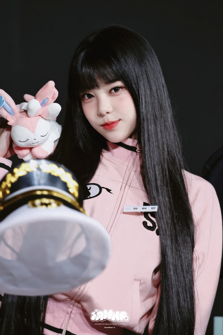 Cuối cùng mỹ nhân này cũng hết flop: Nổi rần rần nhờ ca khúc “mỏ hỗn”, nhan sắc càng nhìn lâu càng gây thương nhớ- Ảnh 3.