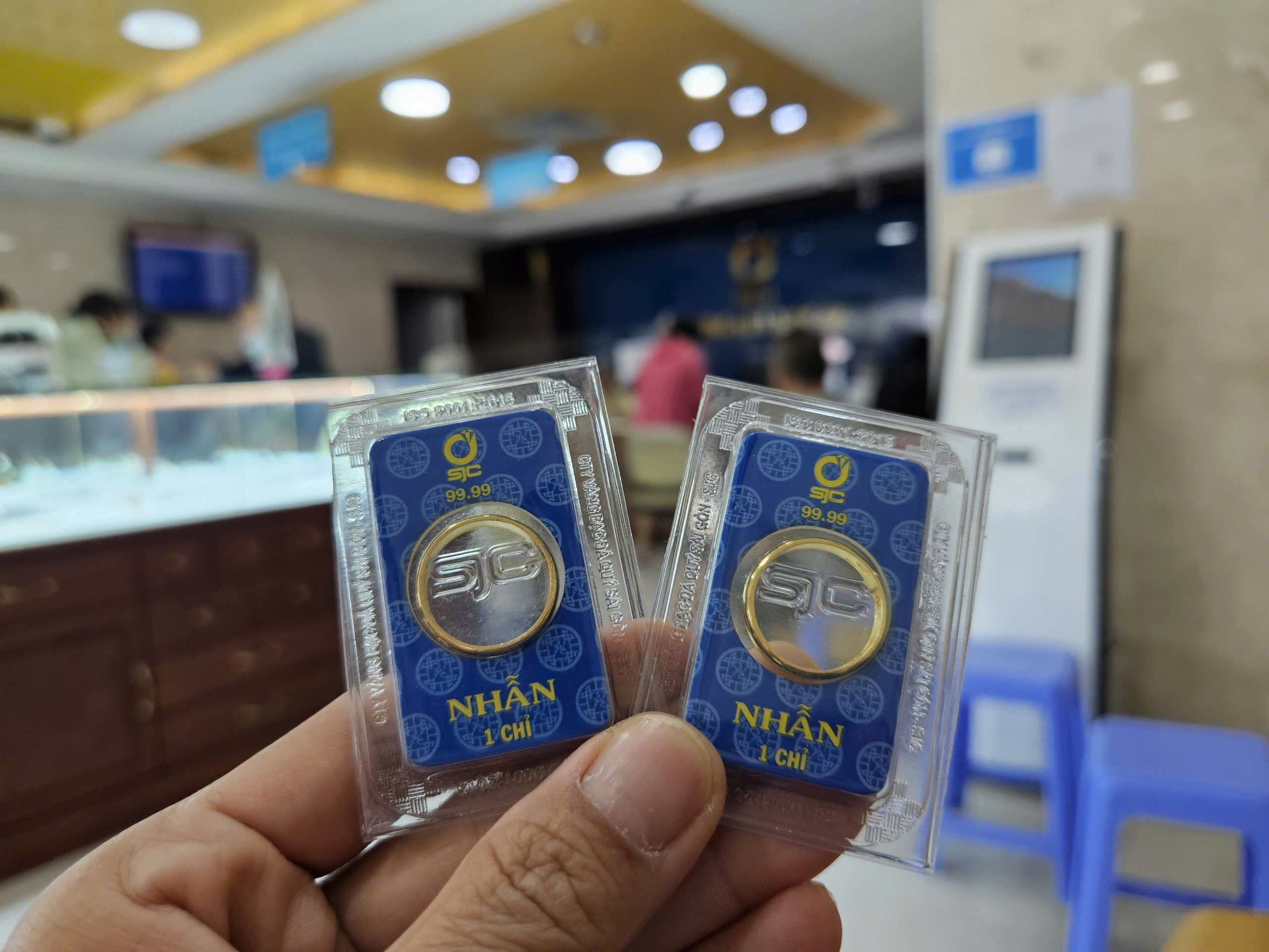 Giá vàng nhẫn trơn và vàng miếng SJC ngày 17 - 3 năm 2026 - Ảnh 2.