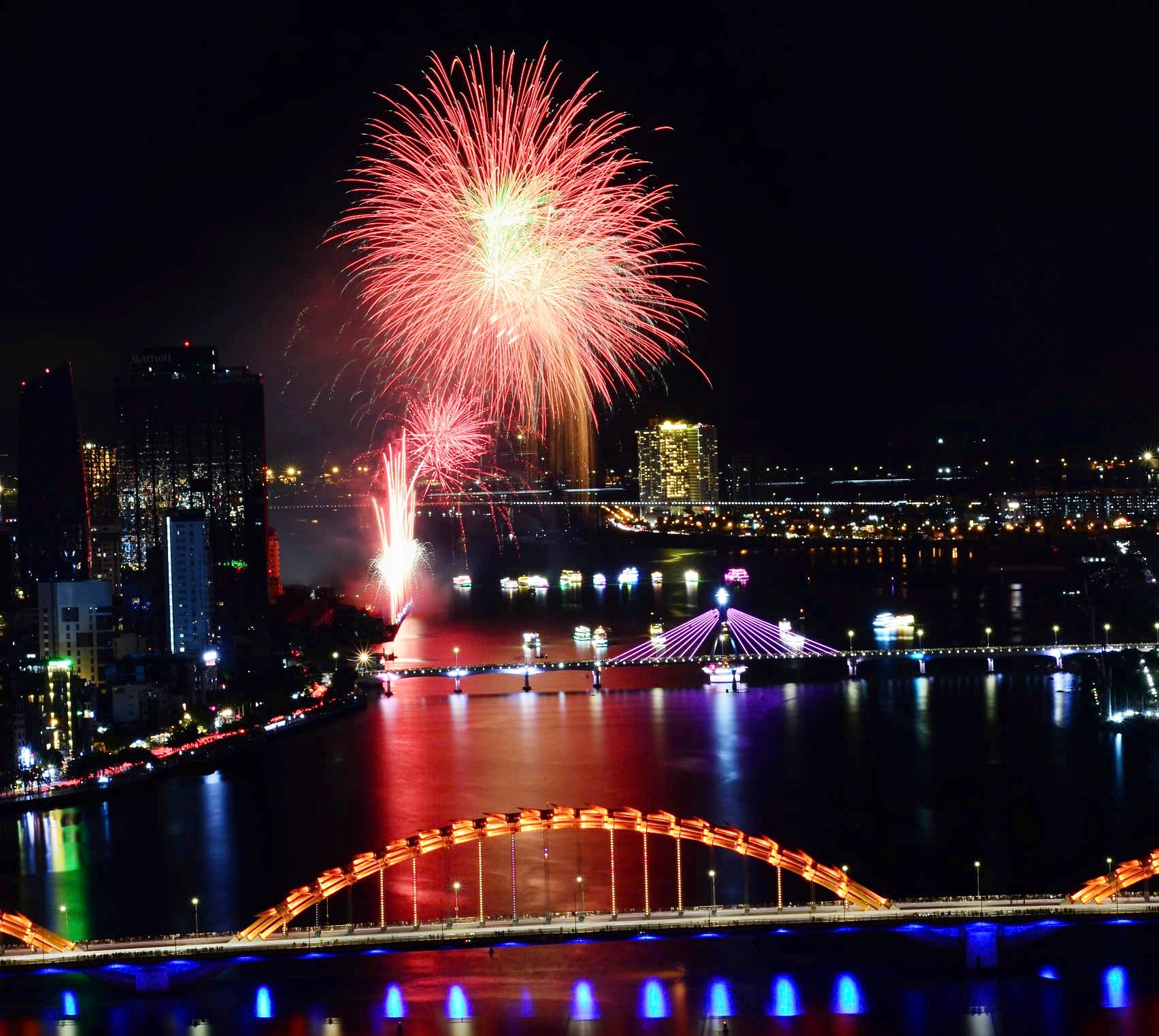 Bí thư Thành ủy Đà Nẵng: 'Giao quyền đến đâu, bảo đảm nguồn lực đến đó' - Ảnh 1.