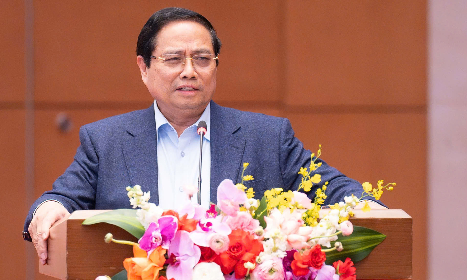 Thủ tướng: Đã huy động 4 triệu thùng dầu từ đối tác để bảo đảm nguồn cung- Ảnh 1.