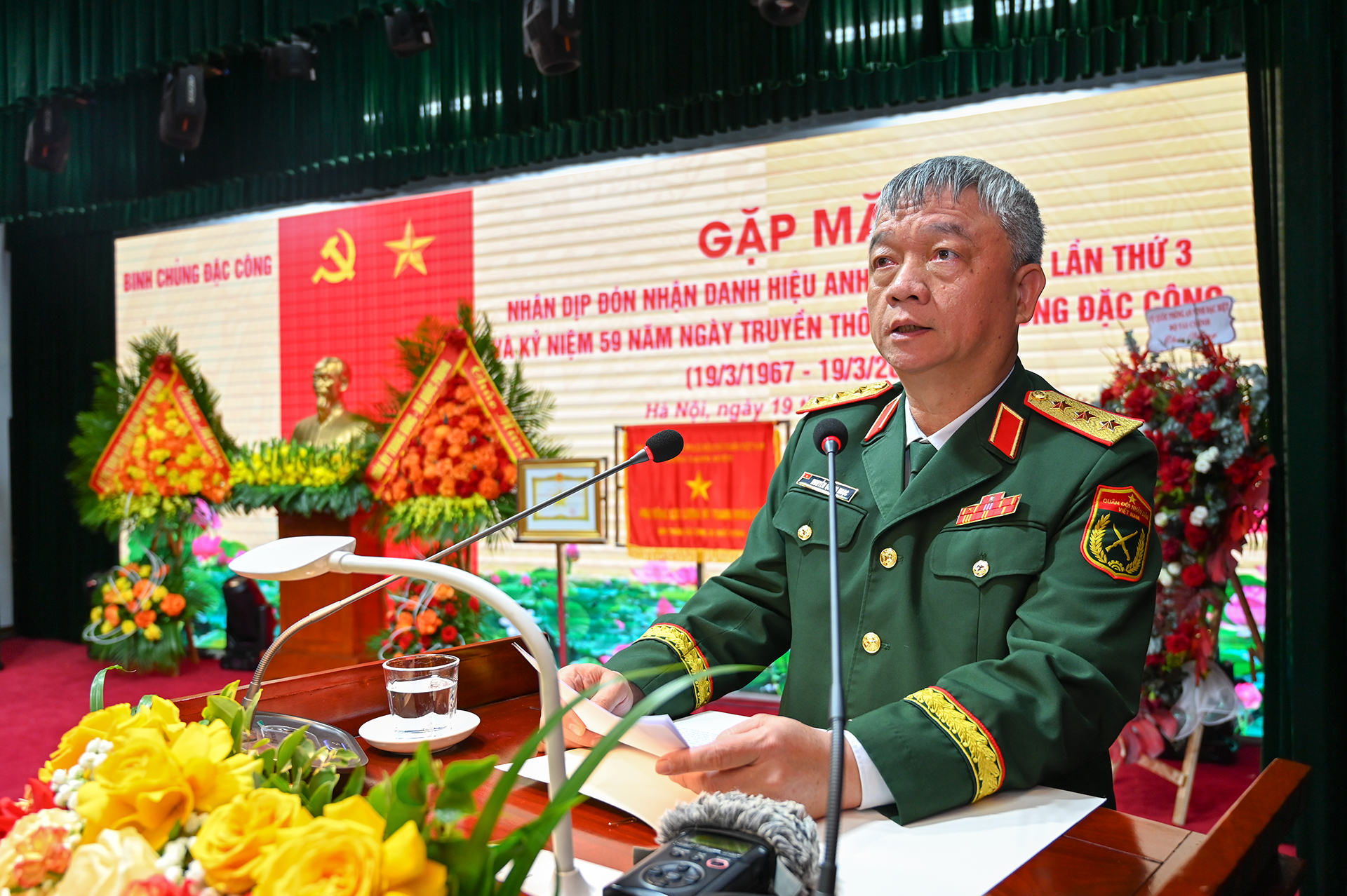 Đặc công phải làm chủ vũ khí hiện đại, tác chiến thắng lợi trong mọi điều kiện - Ảnh 1.