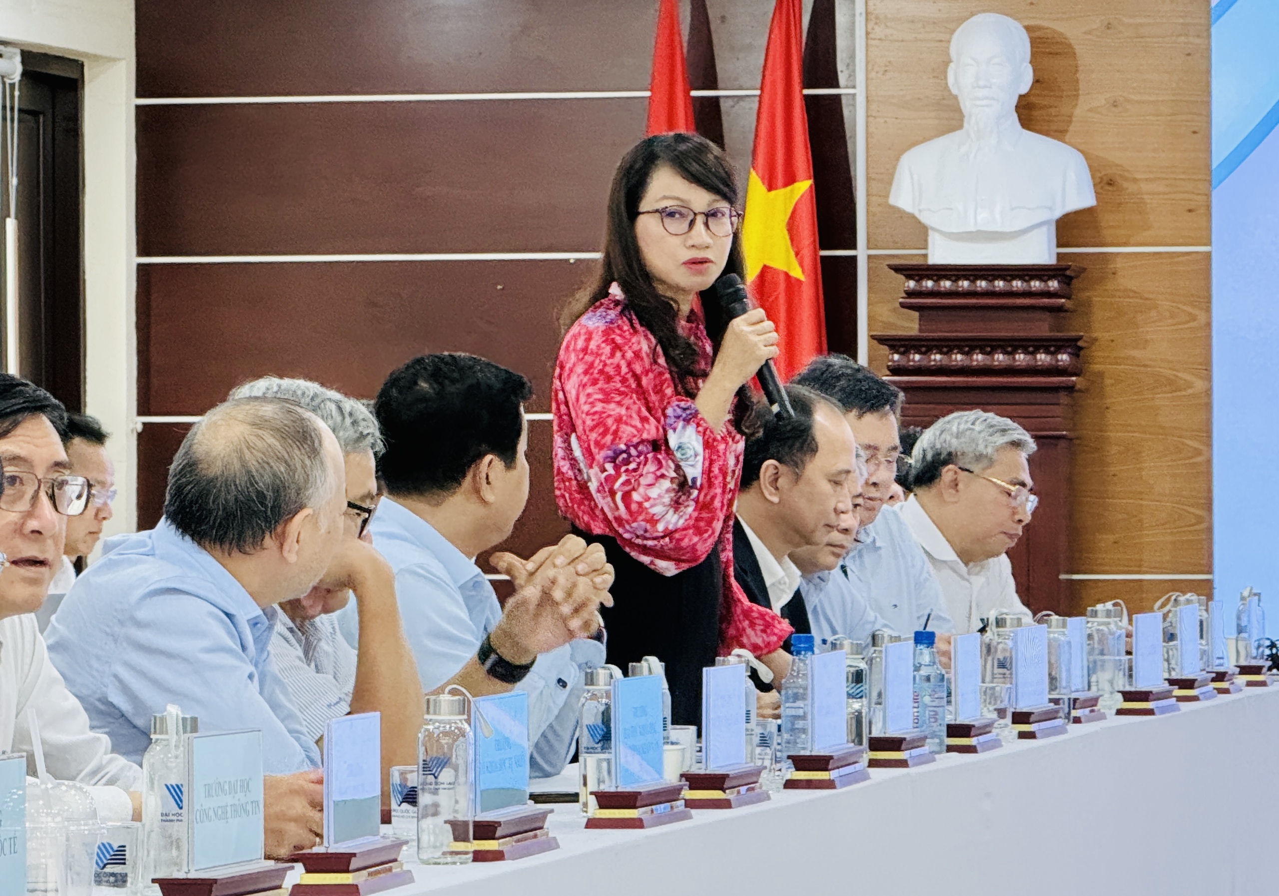 Đại học Quốc gia TP.HCM kiến nghị thành phố hỗ trợ giải phóng mặt bằng và cấp sổ đỏ - Ảnh 1.