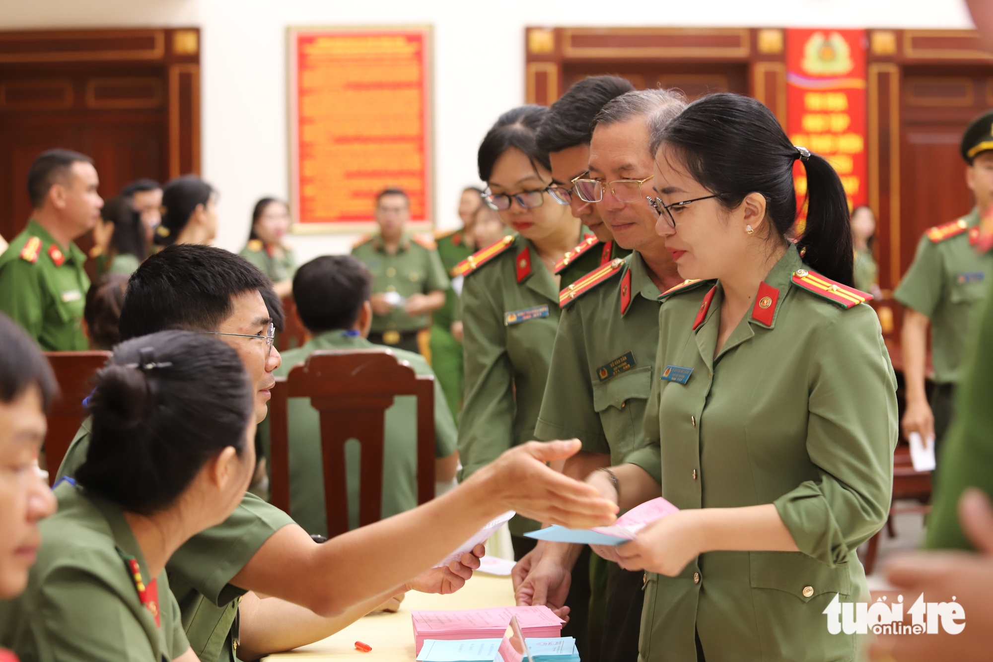 Bầu cử - Ảnh 1.