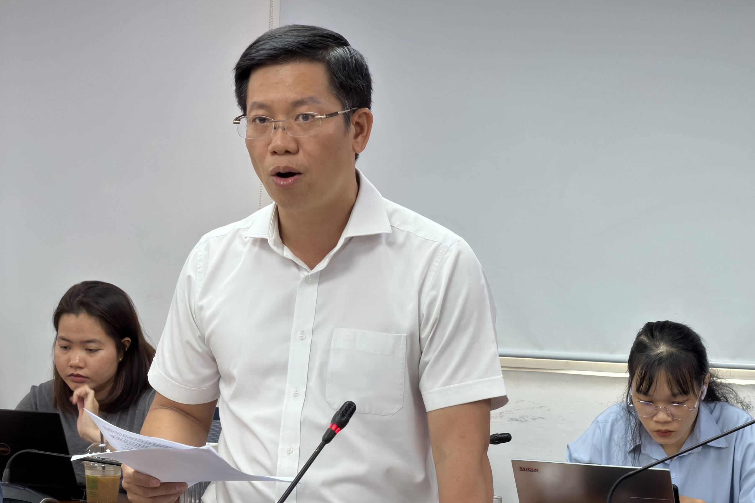 Nhà ở xã hội giá 21 triệu/m2: Dân không nộp được hồ sơ mua, TP.HCM nói gì? - Ảnh 1.